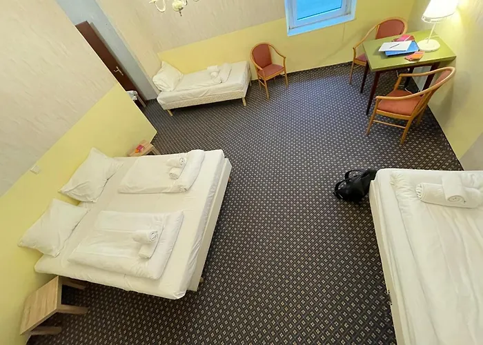 Tabor Rooms