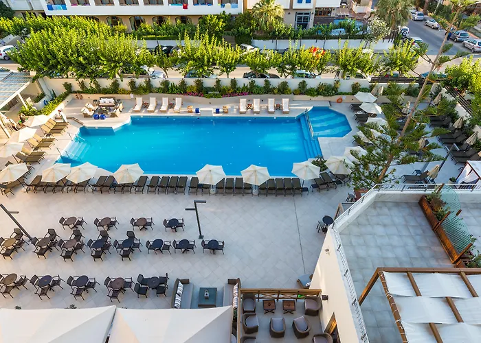 Hotels With Four Stars Theartemis Palace
