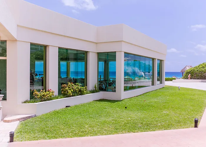 Hotel familiar: Park Royal Beach Cancun