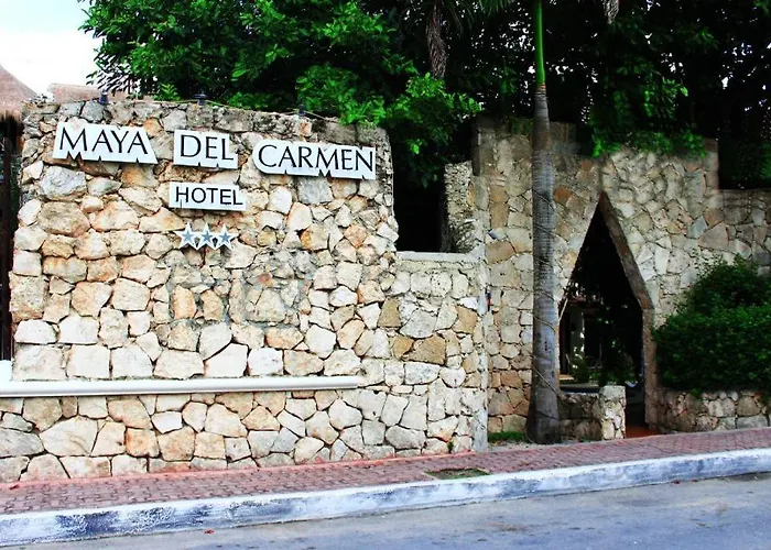 Maya Del Carmen