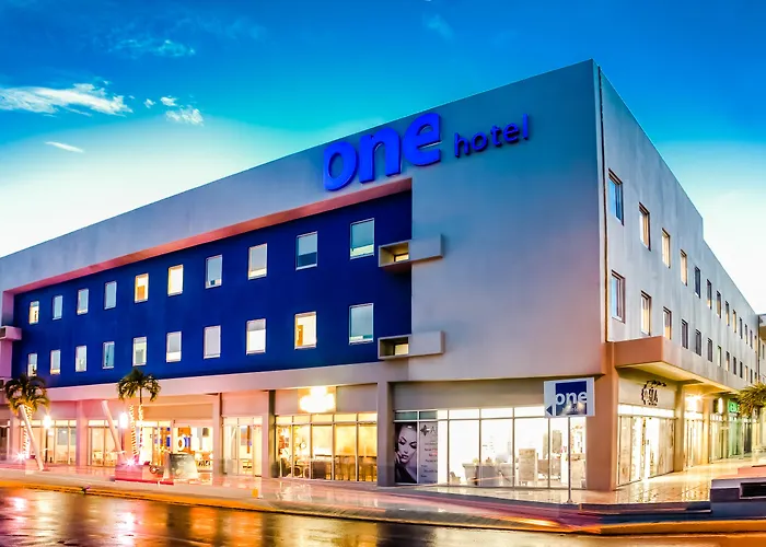 3 star hotel: One Playa Del Carmen