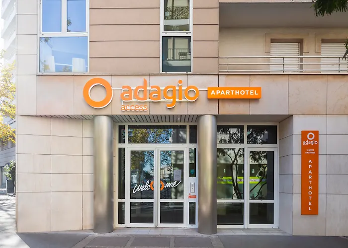 Aparthotel Adagio Access La Défense - Place Charras