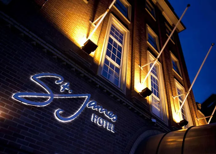Jacuzzi hotel: St James Hotel; BW Premier Collection