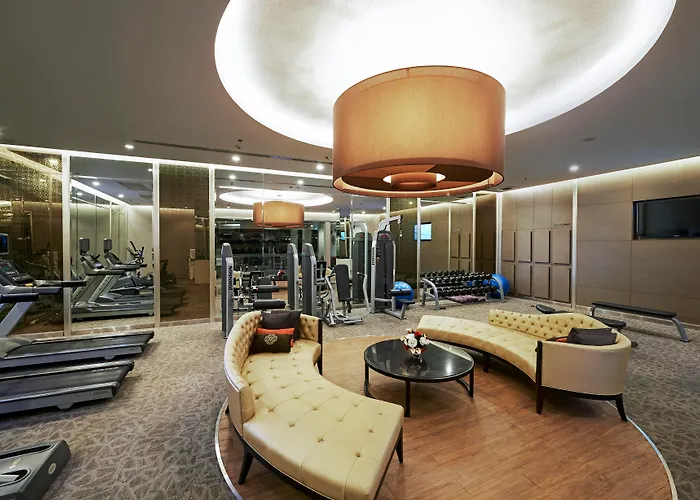 Mandarin Hotel Managed By Centre Point