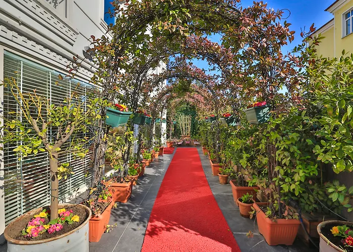 Pet Friendly hotel: Malta Bosphorus Hotel