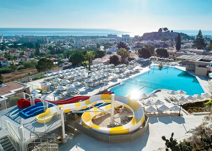 Louis St. Elias Resort&Waterpark