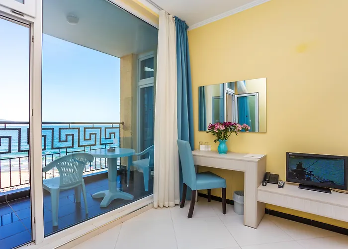 Blue Pearl Hotel