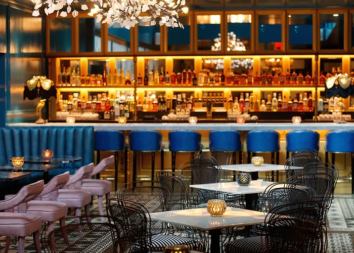 Dog friendly hotels Kimpton Fontenot By Ihg