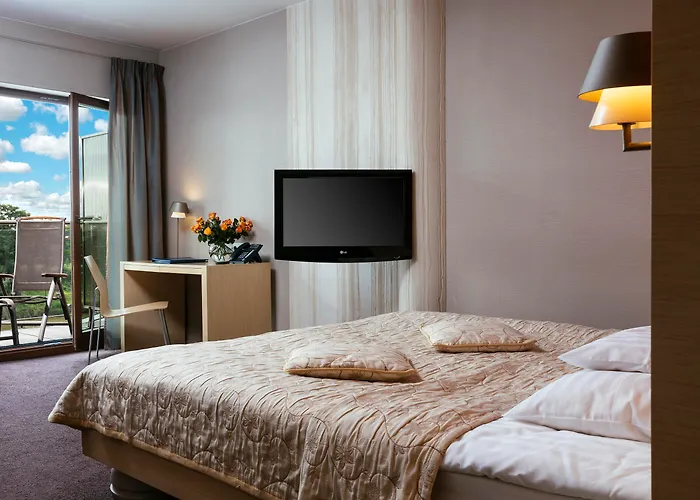 Luxury hotel only: Niebieski Art Hotel & Spa