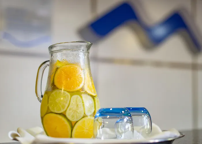 Hotel com piscina: Hotel Adrianópolis All Suites