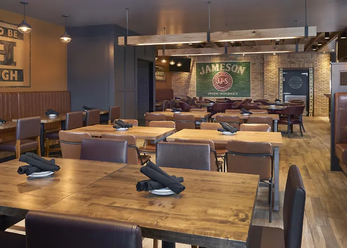 Best Selfcatering Four Points By Sheraton Toronto Airport East