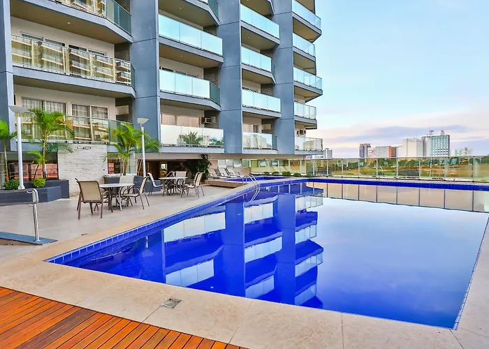 Resort: Manhattan Plaza