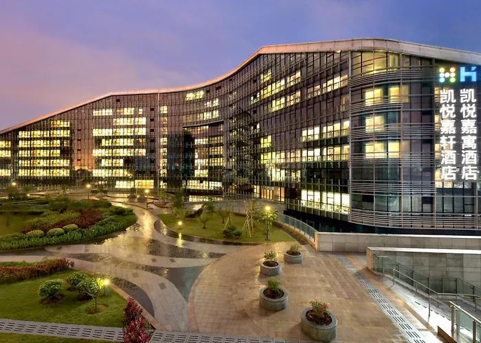 Hyatt Place Airport