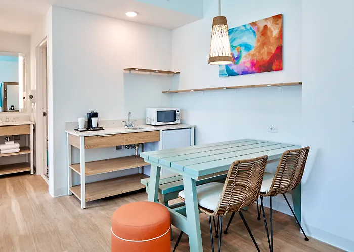 Family Hotel: Universal'S Endless Summer Resort - Surfside Inn And Suites