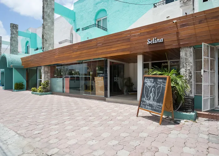 Hotel familiar: Nilu Cancun Downtown By Selina