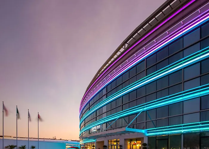 Hotel near College: Park Inn By Radisson Dubai Motor City
