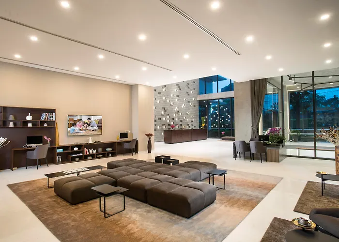 Dog friendly hotels Somerset West Point Hanoi