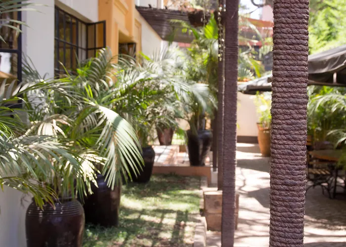 Hotel with view: Capital Heights Hotel