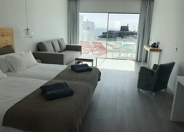 Luxury hotel only: Calalanzarote Suites Hotel - Adults Only