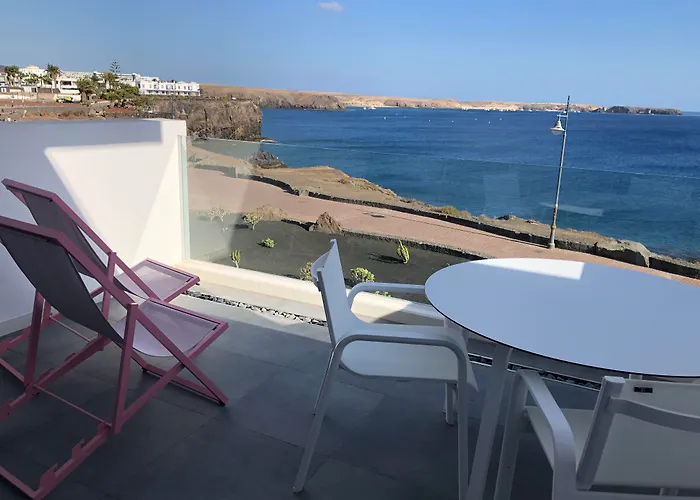Luxury hotel only: Calalanzarote Suites Hotel - Adults Only