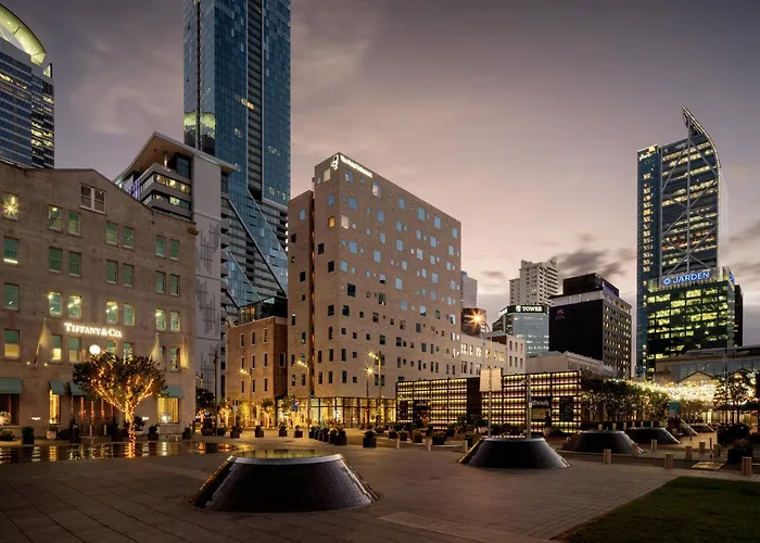 Family Hotel: The Hotel Britomart