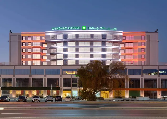 Luxury hotel only: Wyndham Garden Muscat Al Khuwair