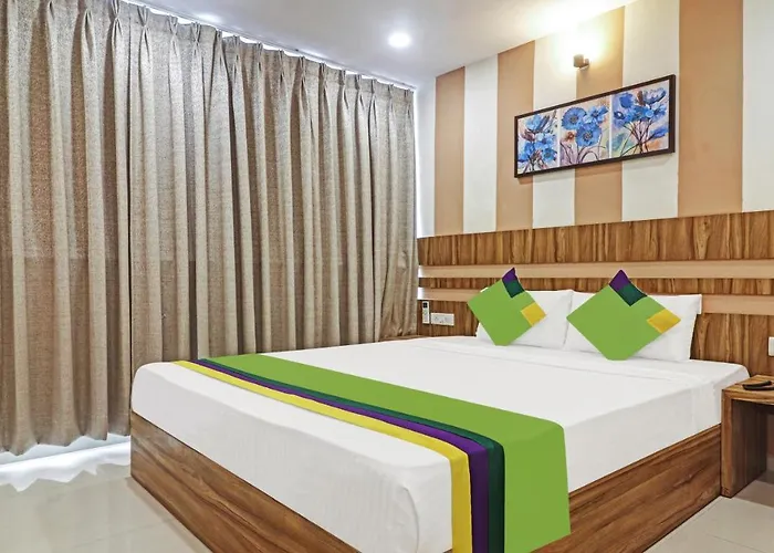 Сity center hotels Treebo Arastu Grand