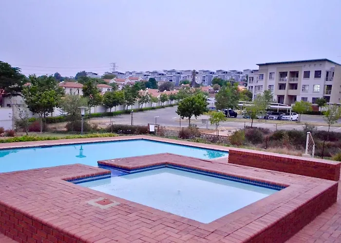 Greenwich 2 Bedroom 2 Bath Serv Apart With 24Hrs Electricity