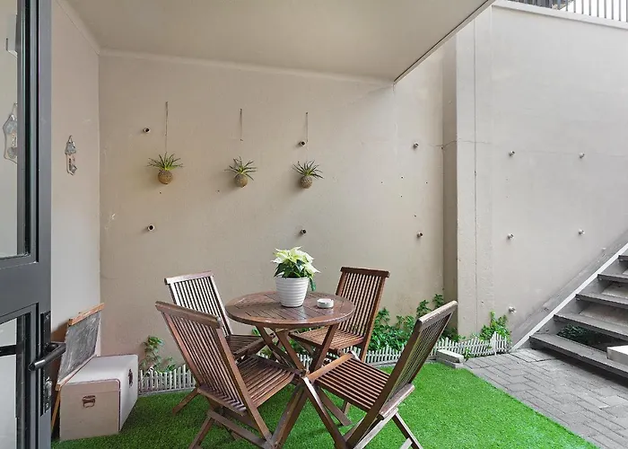 Apartment: Star Apartments