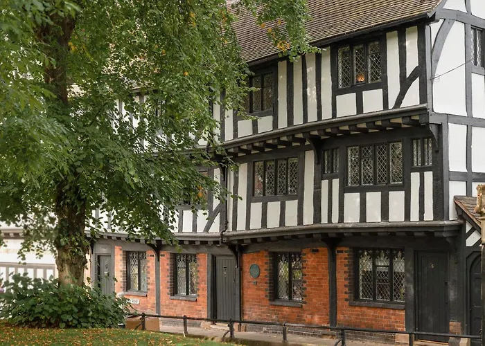 Cabin: Coventry Historic Houses