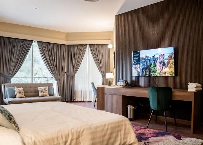 Hillside Residence E-7 By Paramount Hospitality