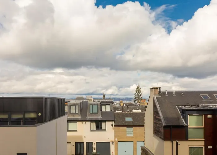 Apartment: York Place Apartments By Destination Edinburgh