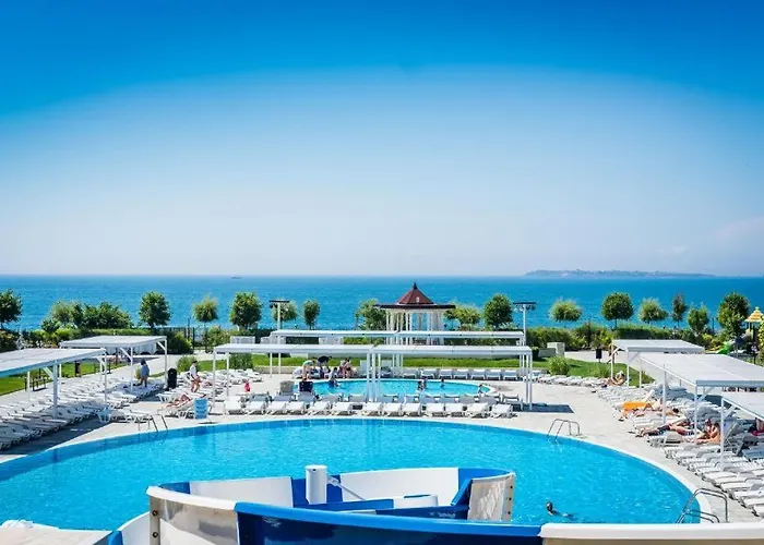 Premier Fort Beach