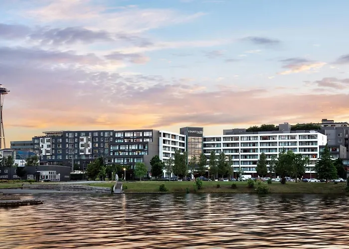 Hotel: Courtyard Seattle Downtown/Lake Union