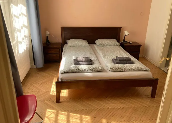 B&B: A10 Budapest Center Aparthotel