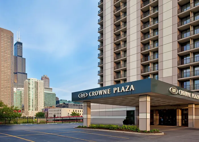 Hotel with Tennis: Crowne Plaza - Chicago West Loop By Ihg