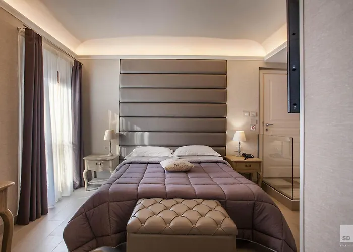 Hotel 3 stelle: Hotel Cavour