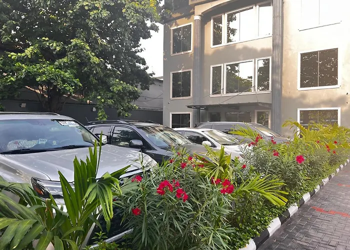 Cheap hotel: De Rigg Place Embassy