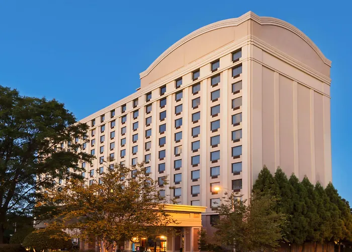 Cheap hotel: Sonesta Atlanta Airport North