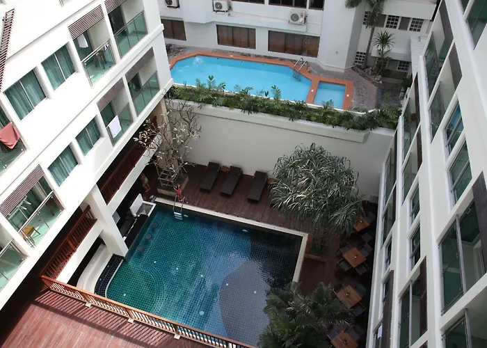 Hotel 3 stelle: Sunshine Hotel & Residences