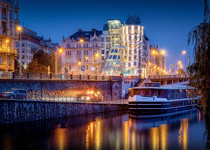 Haustierfreundliches Hotel: Dancing House - Tancici Dum Hotel