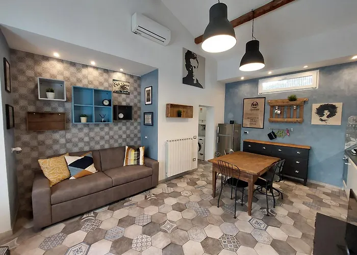 Cabina: Veracini Apartment