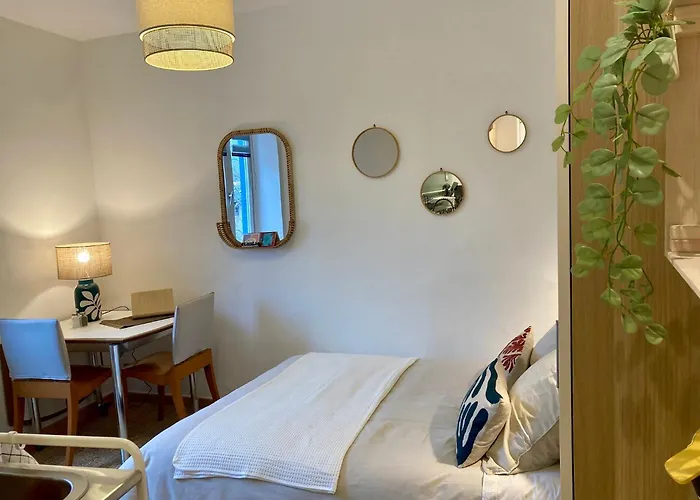 AUX 4 LOGIS - Studio Le Terra - Petit déjeuner offert 1ère nuit