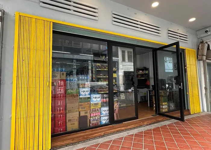 Hotel near College: Duke Living