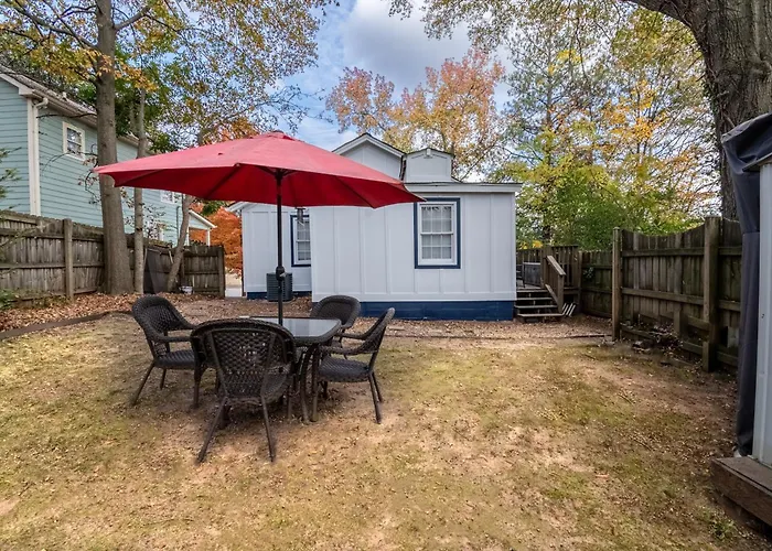 Cabin: Cozy Home In The Heart Of Atlanta