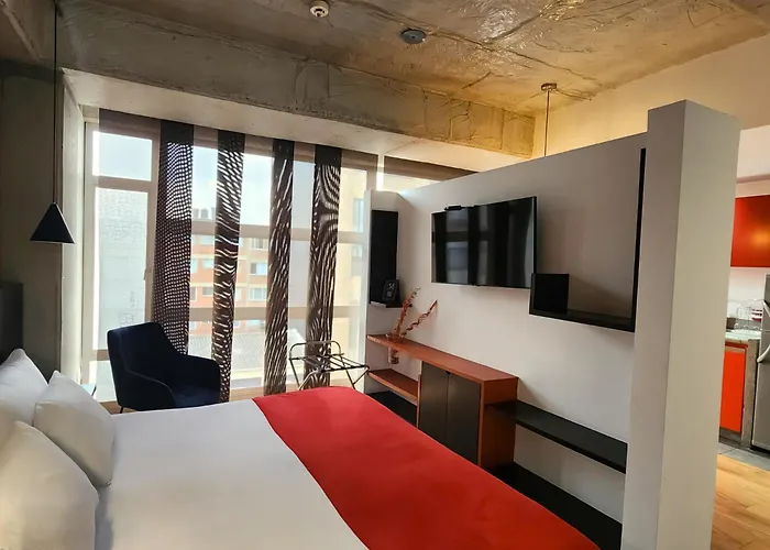 Hotel 5 Elementos Corferias by HBP