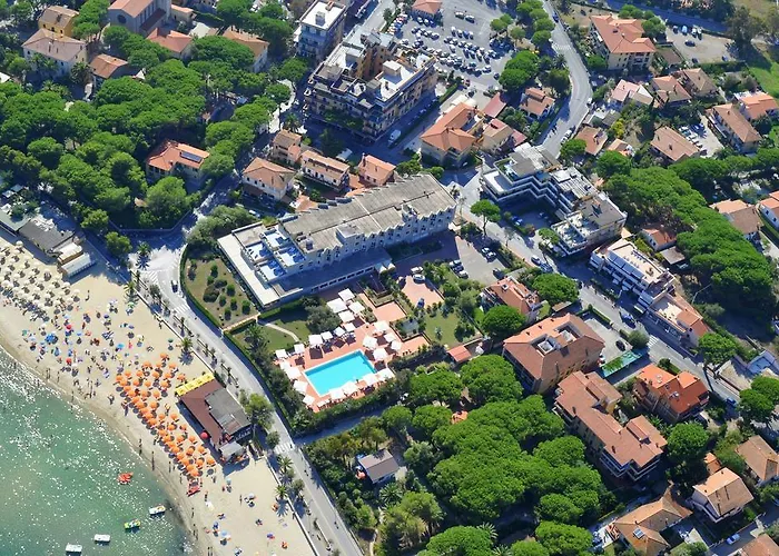 Hotel Con Piscina Select