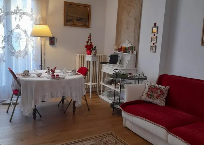 Chambre Privee A 100 M Des Plages