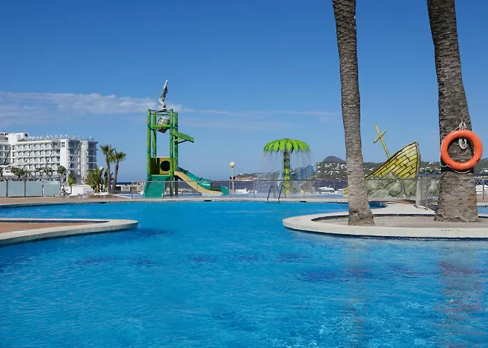 Playa Bella Beach Apartments