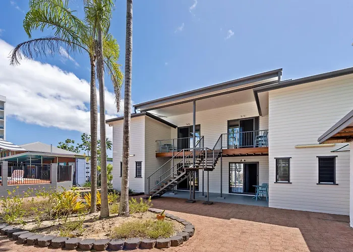 Caravella Backpackers